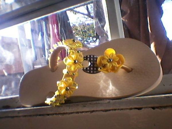 Chinelos Havaianas com Miçangas Cod: 000021
