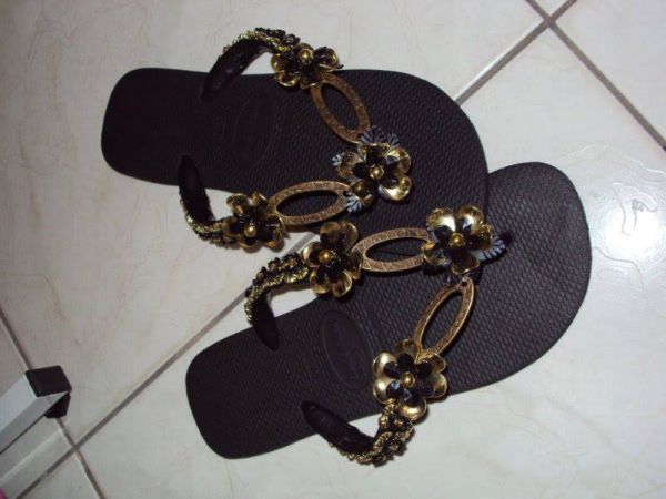 Chinelos Havaianas com Miçangas Cod: 00002